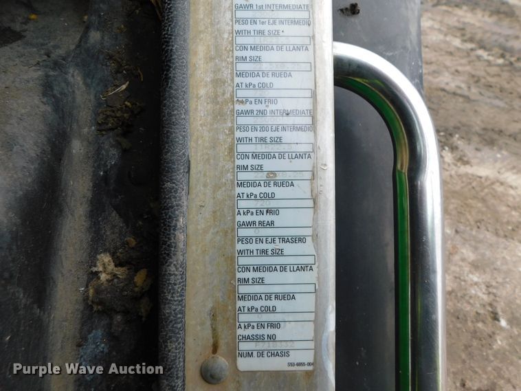 image for item DJ5970 2009 Peterbilt 320  refuse truck