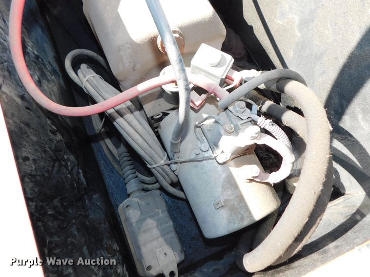 image for item DJ5976 2011 Red Oak Mfg. Inc. DB14 8.514  dump trailer