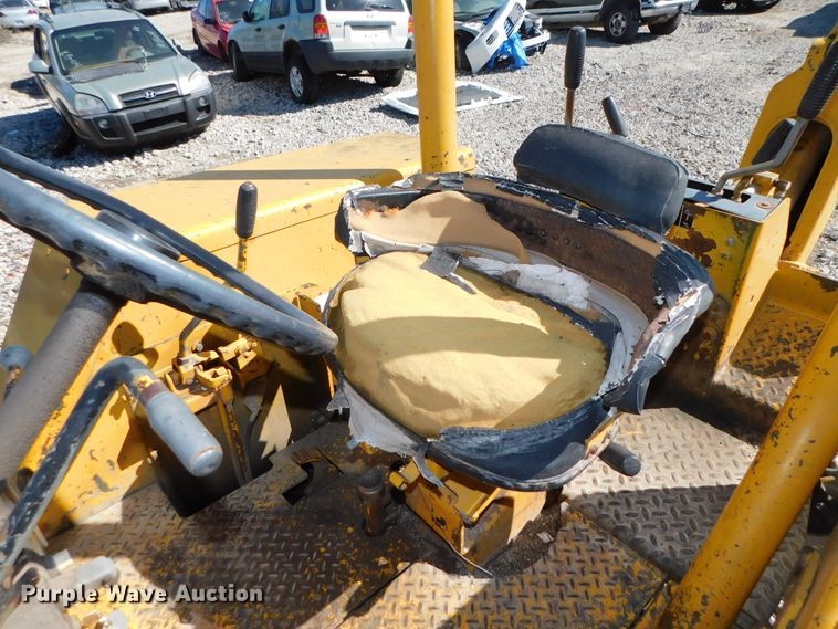 image for item DJ5977 John Deere 500C  backhoe