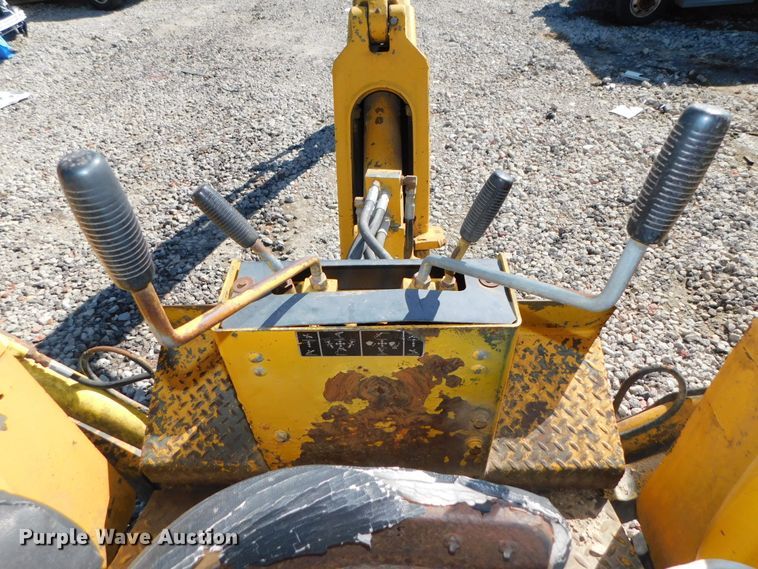 image for item DJ5977 John Deere 500C  backhoe