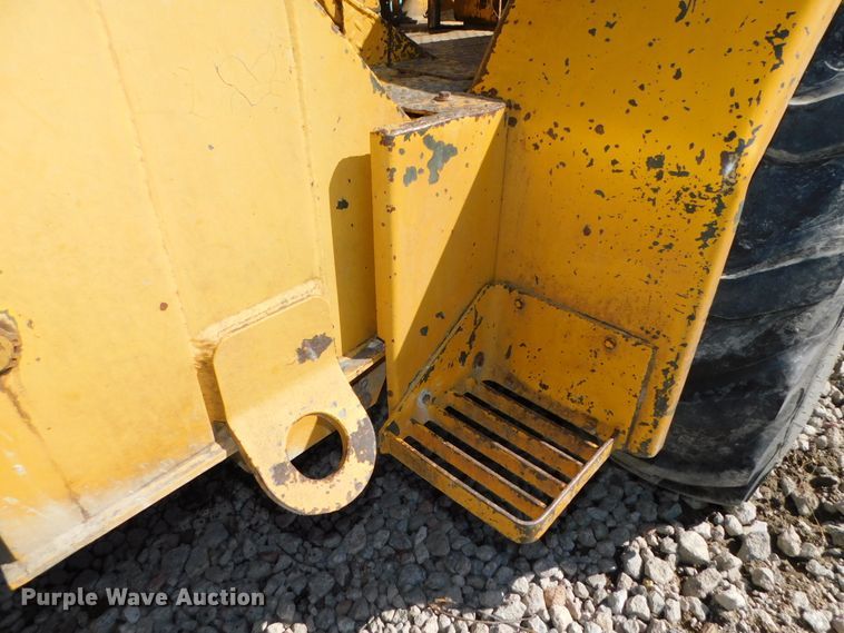 image for item DJ5977 John Deere 500C  backhoe