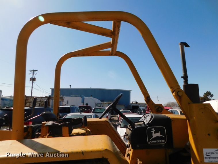 image for item DJ5977 John Deere 500C  backhoe