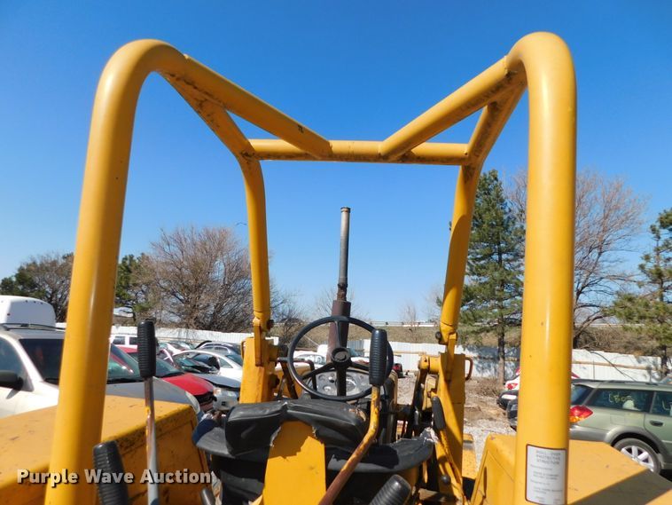 image for item DJ5977 John Deere 500C  backhoe