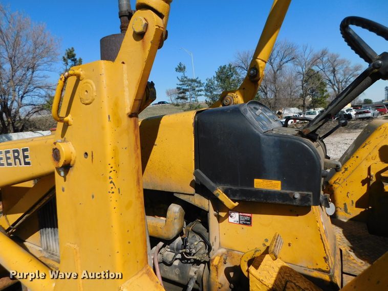 image for item DJ5977 John Deere 500C  backhoe