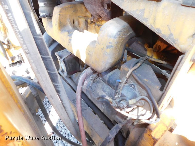 image for item DJ5977 John Deere 500C  backhoe