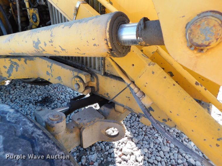 image for item DJ5977 John Deere 500C  backhoe