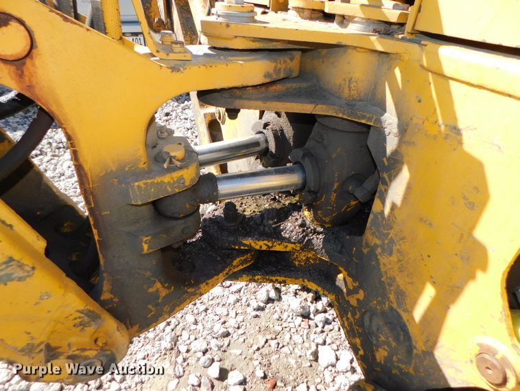 image for item DJ5977 John Deere 500C  backhoe