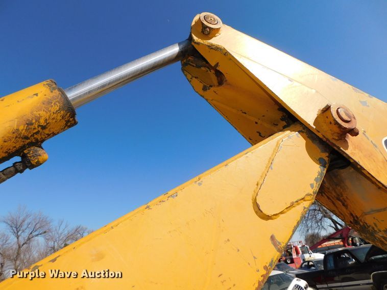 image for item DJ5977 John Deere 500C  backhoe