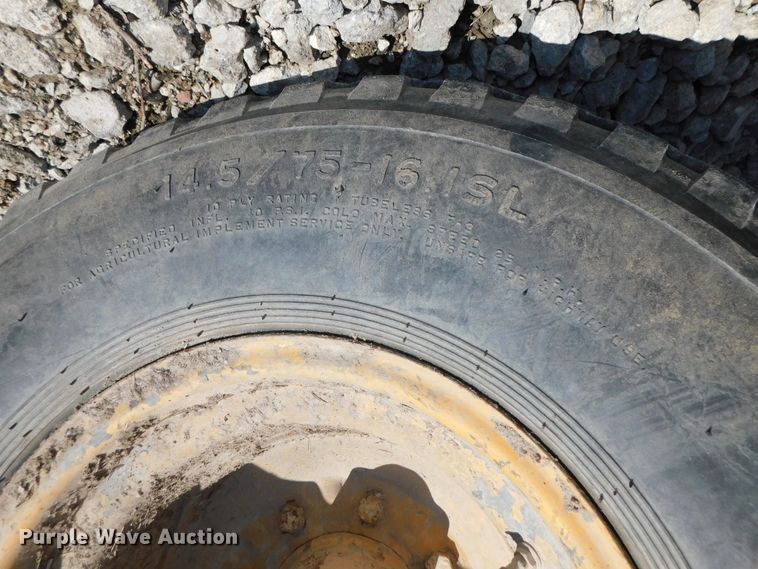 image for item DJ5977 John Deere 500C  backhoe