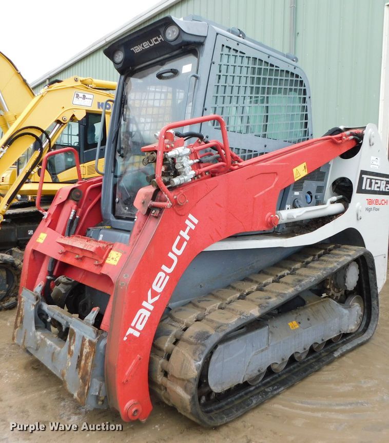 image for item DJ5978 2018 Takeuchi TL12R-2  tracked skid steer loader