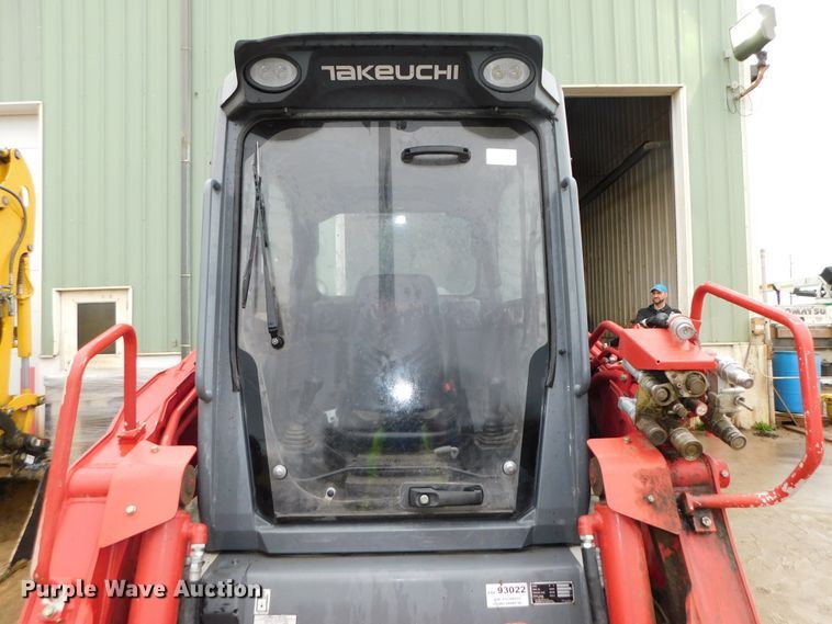 image for item DJ5978 2018 Takeuchi TL12R-2  tracked skid steer loader
