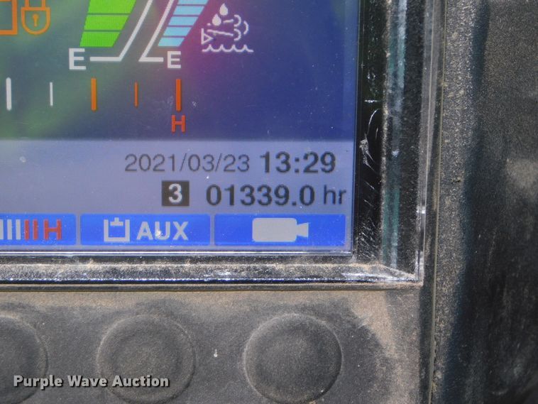 image for item DJ5978 2018 Takeuchi TL12R-2  tracked skid steer loader