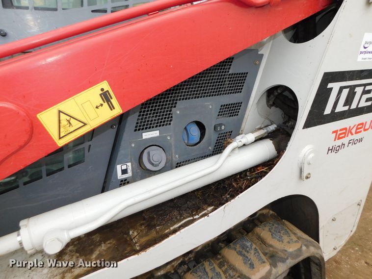 image for item DJ5978 2018 Takeuchi TL12R-2  tracked skid steer loader
