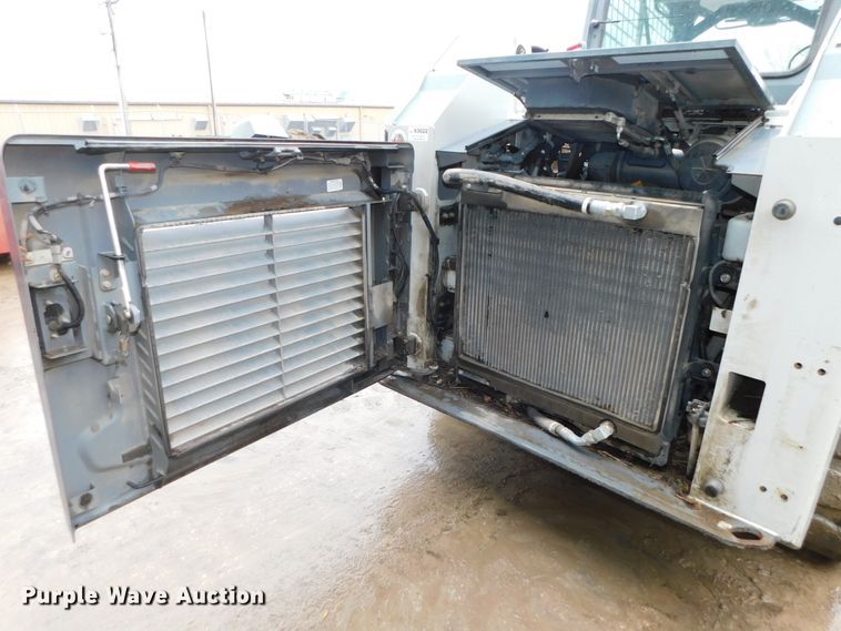 image for item DJ5978 2018 Takeuchi TL12R-2  tracked skid steer loader