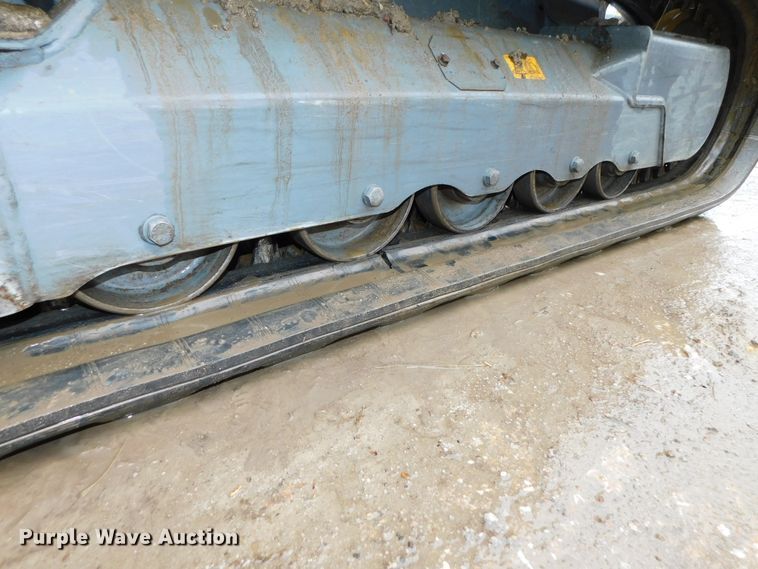 image for item DJ5978 2018 Takeuchi TL12R-2  tracked skid steer loader