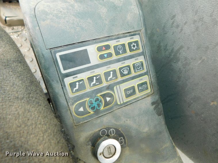 image for item DJ5980 2005 Volvo EC210B LC  excavator