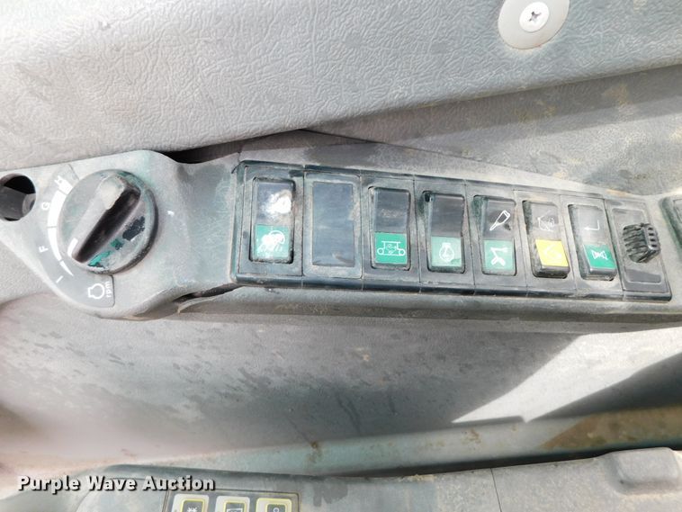 image for item DJ5980 2005 Volvo EC210B LC  excavator