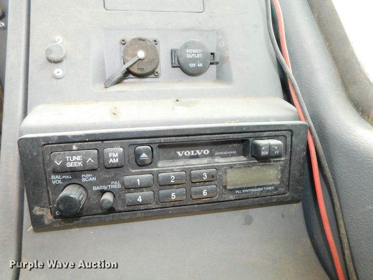 image for item DJ5980 2005 Volvo EC210B LC  excavator