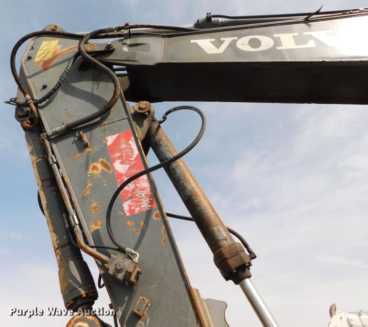 image for item DJ5980 2005 Volvo EC210B LC  excavator