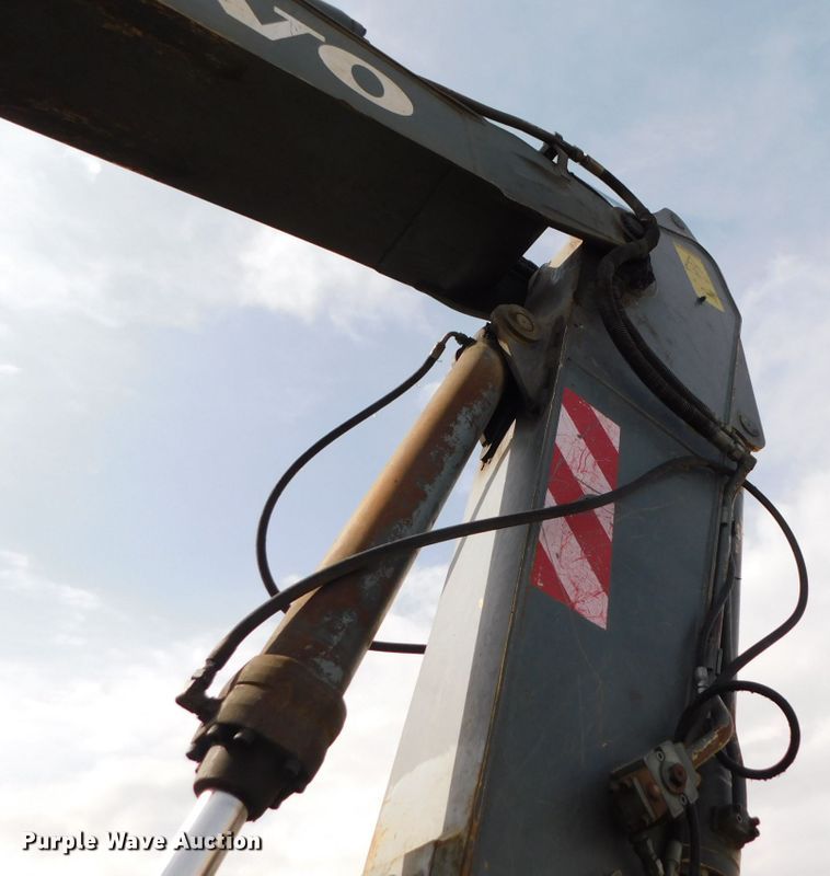 image for item DJ5980 2005 Volvo EC210B LC  excavator