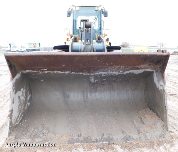 image for item DJ5982 2006 John Deere 644J  wheel loader