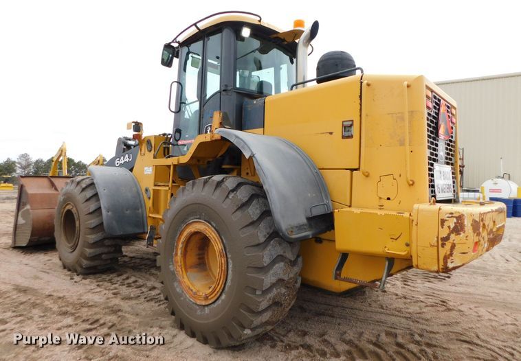 image for item DJ5982 2006 John Deere 644J  wheel loader
