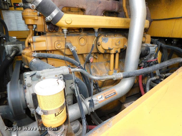 image for item DJ5982 2006 John Deere 644J  wheel loader