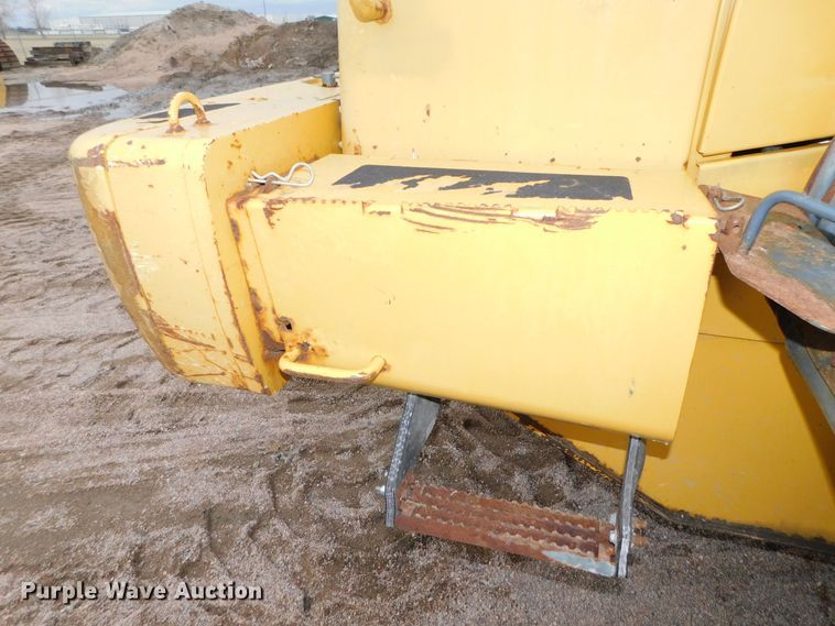 image for item DJ5982 2006 John Deere 644J  wheel loader