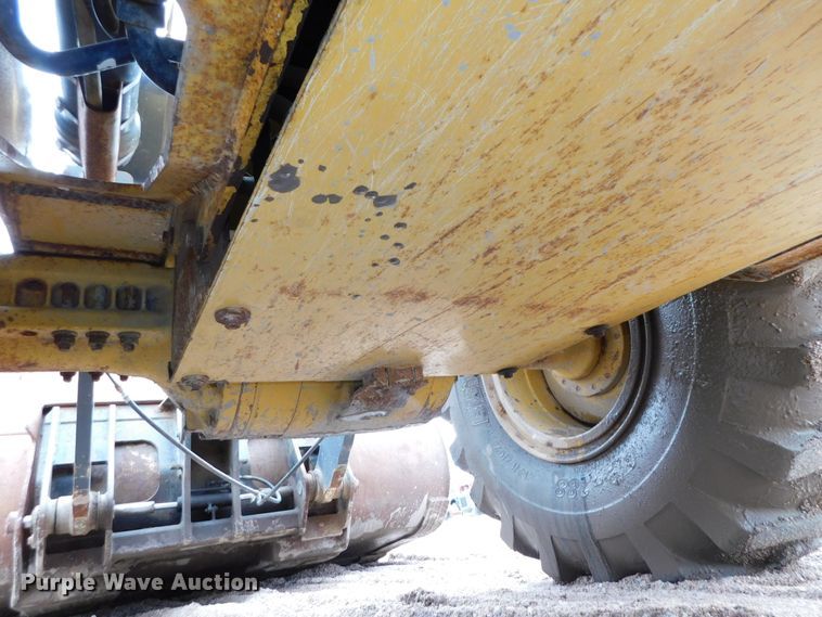 image for item DJ5982 2006 John Deere 644J  wheel loader