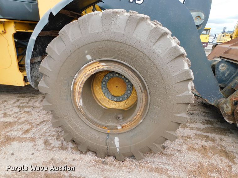 image for item DJ5982 2006 John Deere 644J  wheel loader