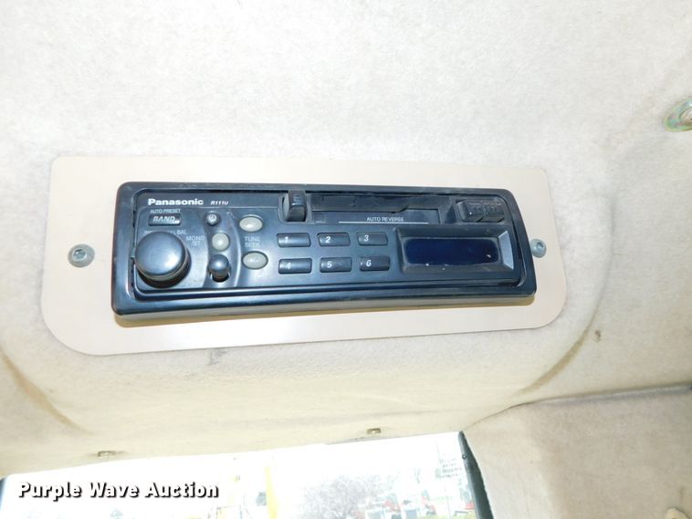 image for item DJ5995 2002 Caterpillar 963C LGP  track loader