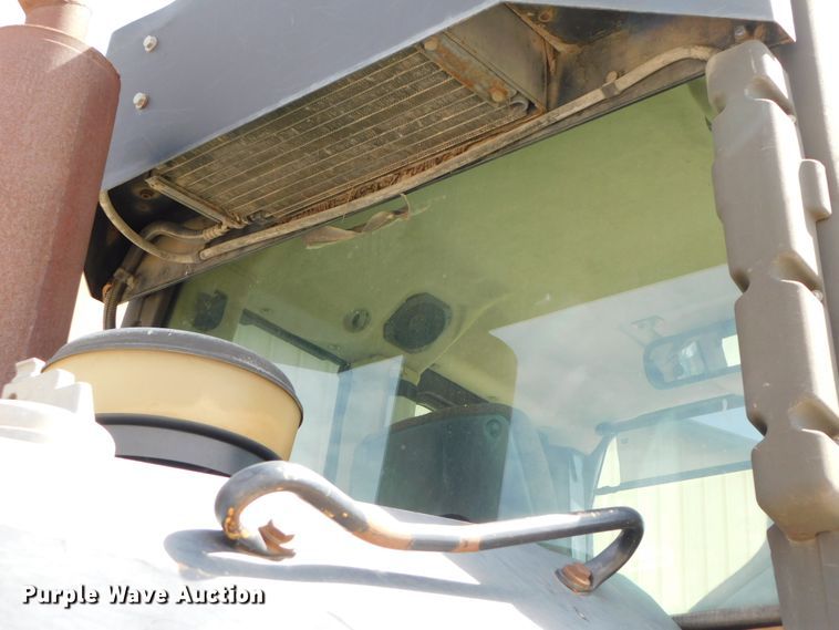 image for item DJ5995 2002 Caterpillar 963C LGP  track loader