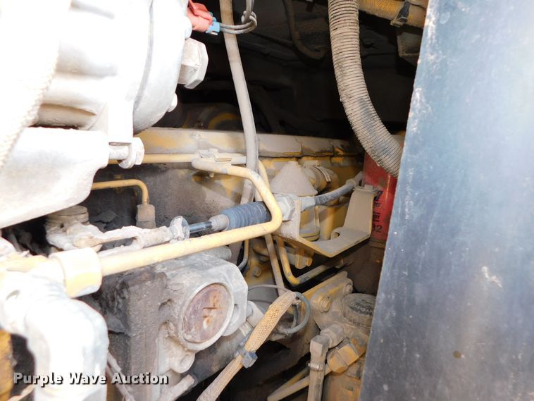 image for item DJ5995 2002 Caterpillar 963C LGP  track loader