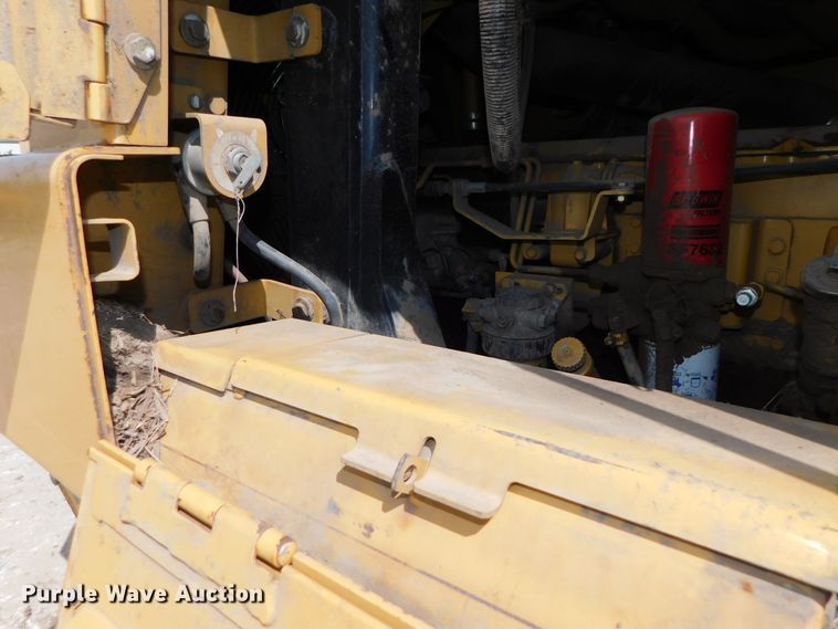 image for item DJ5995 2002 Caterpillar 963C LGP  track loader