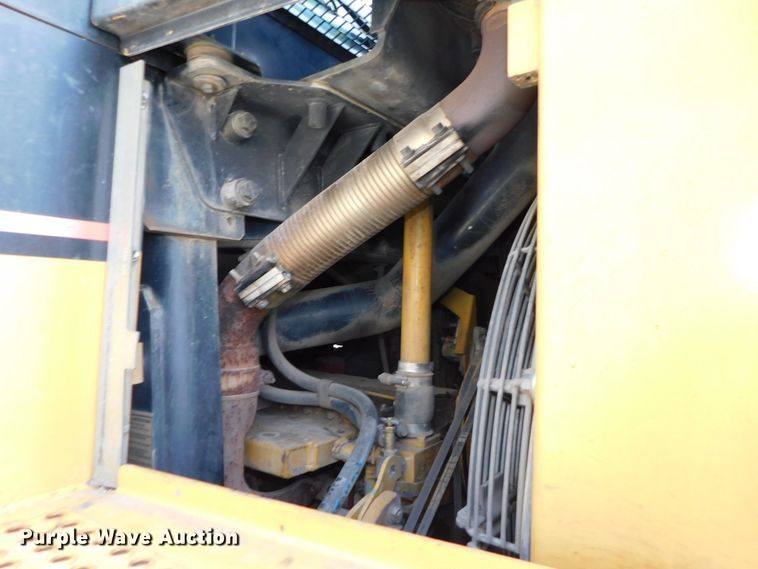 image for item DJ5995 2002 Caterpillar 963C LGP  track loader