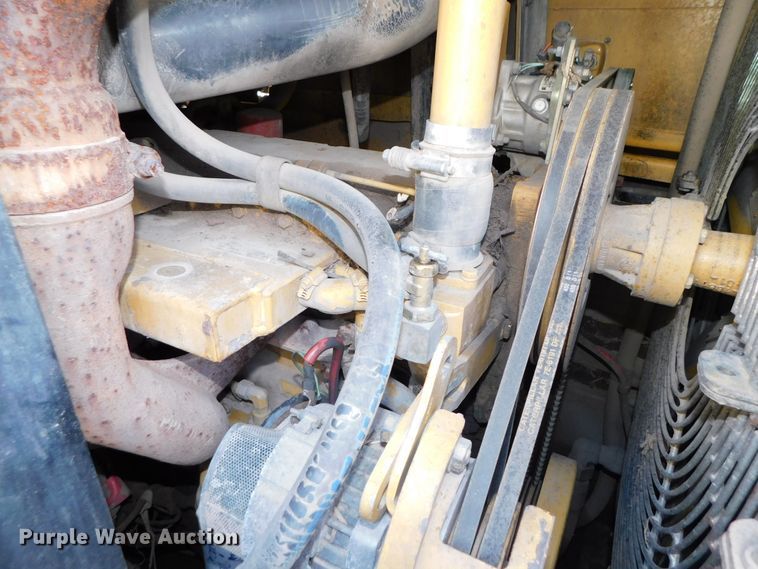 image for item DJ5995 2002 Caterpillar 963C LGP  track loader