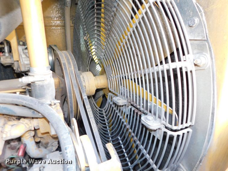 image for item DJ5995 2002 Caterpillar 963C LGP  track loader