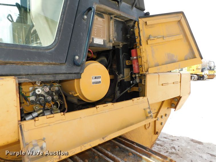 image for item DJ5995 2002 Caterpillar 963C LGP  track loader