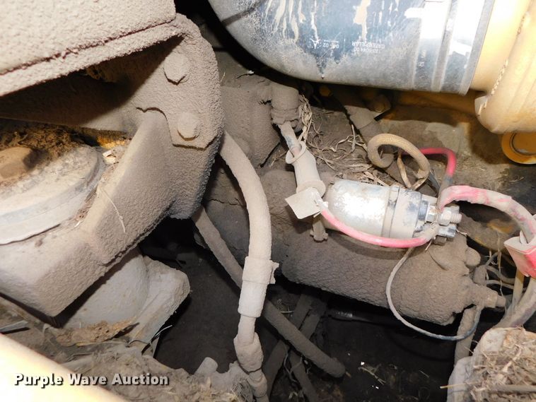 image for item DJ5995 2002 Caterpillar 963C LGP  track loader