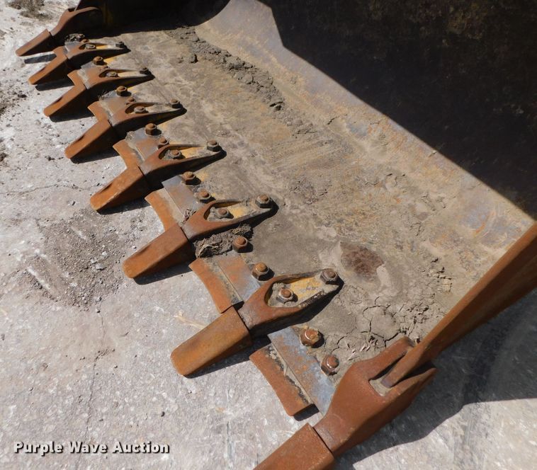 image for item DJ5995 2002 Caterpillar 963C LGP  track loader