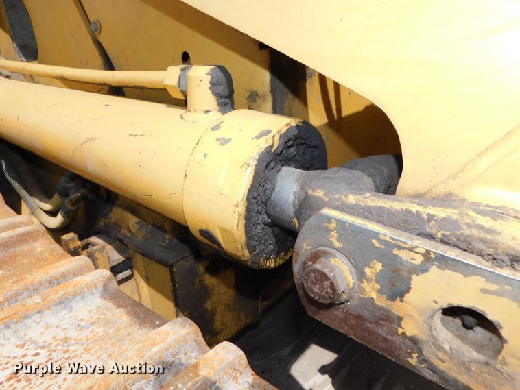 image for item DJ5995 2002 Caterpillar 963C LGP  track loader