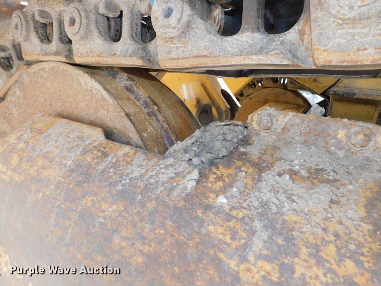 image for item DJ5995 2002 Caterpillar 963C LGP  track loader