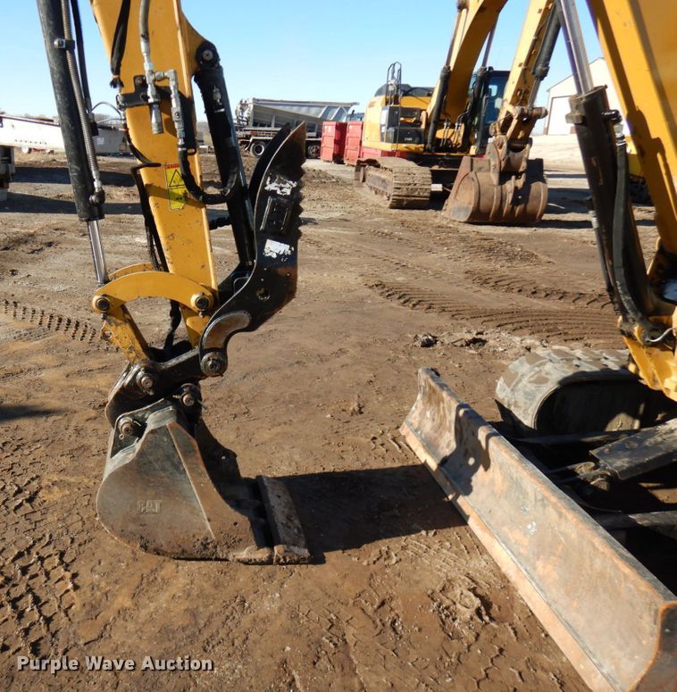 image for item DJ6020 2017 Caterpillar 305E2 CR  mini excavator