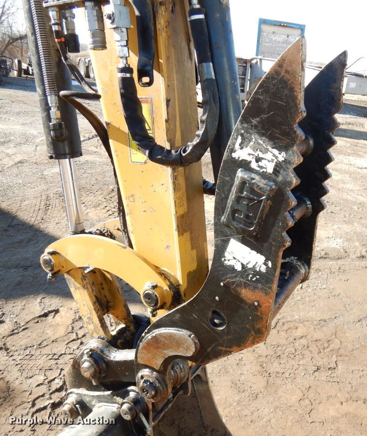 image for item DJ6020 2017 Caterpillar 305E2 CR  mini excavator