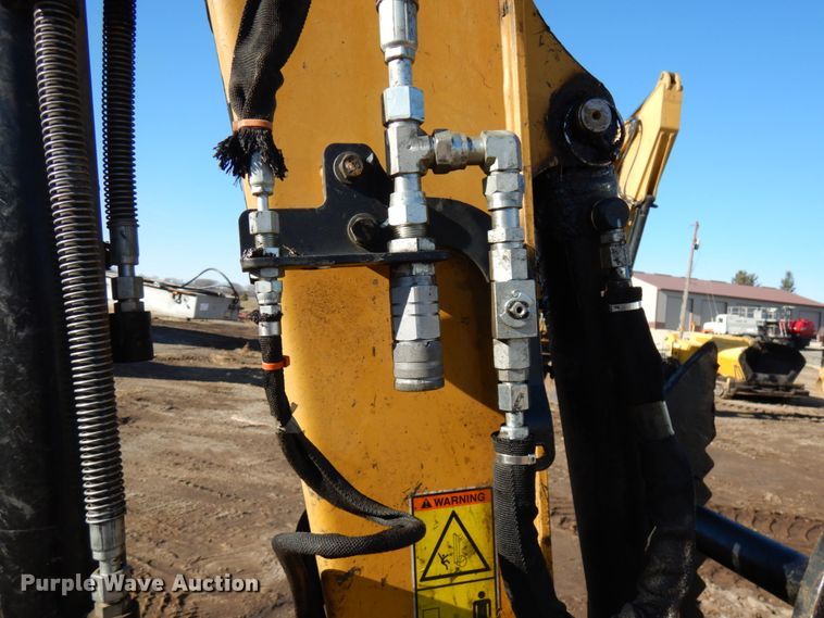 image for item DJ6020 2017 Caterpillar 305E2 CR  mini excavator