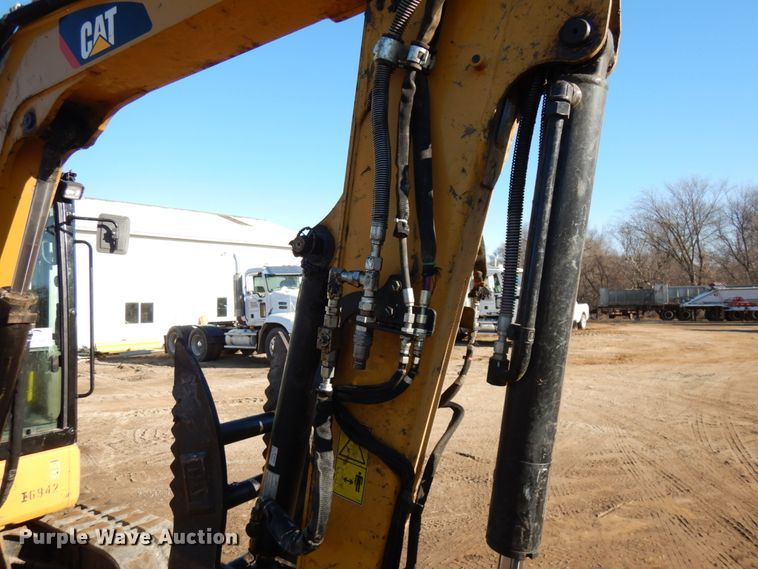 image for item DJ6020 2017 Caterpillar 305E2 CR  mini excavator