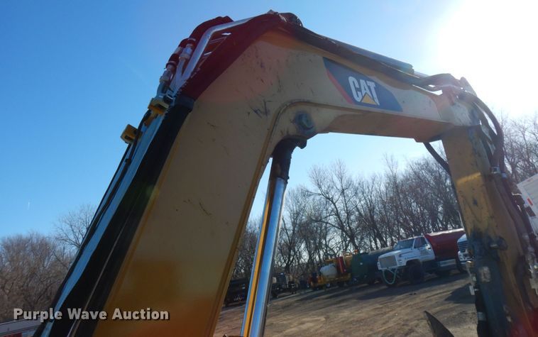 image for item DJ6020 2017 Caterpillar 305E2 CR  mini excavator