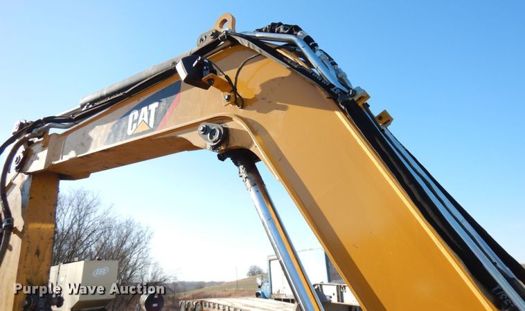 image for item DJ6020 2017 Caterpillar 305E2 CR  mini excavator