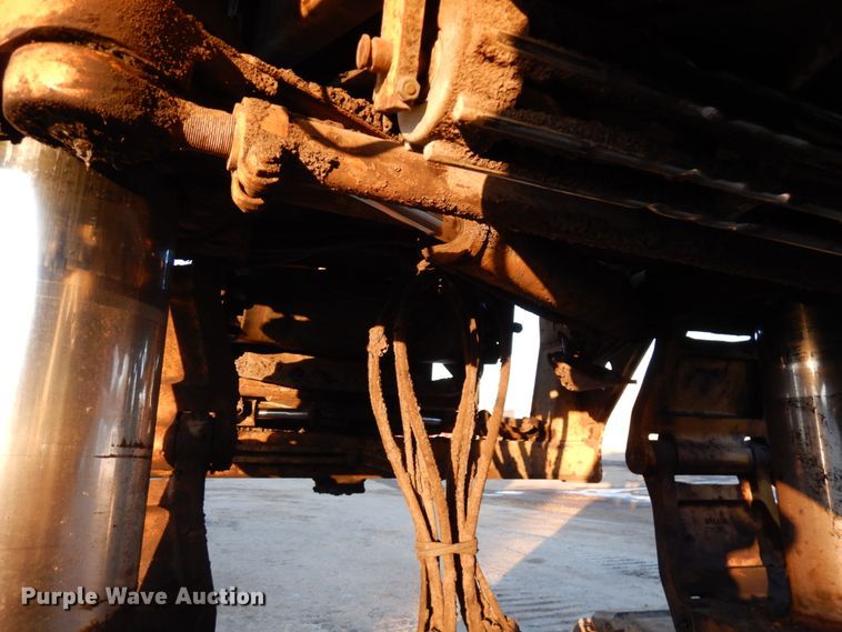 image for item DJ6023 2010 Caterpillar PM201  milling machine