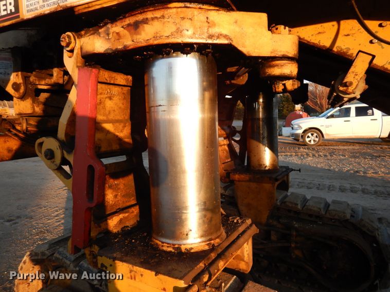 image for item DJ6023 2010 Caterpillar PM201  milling machine